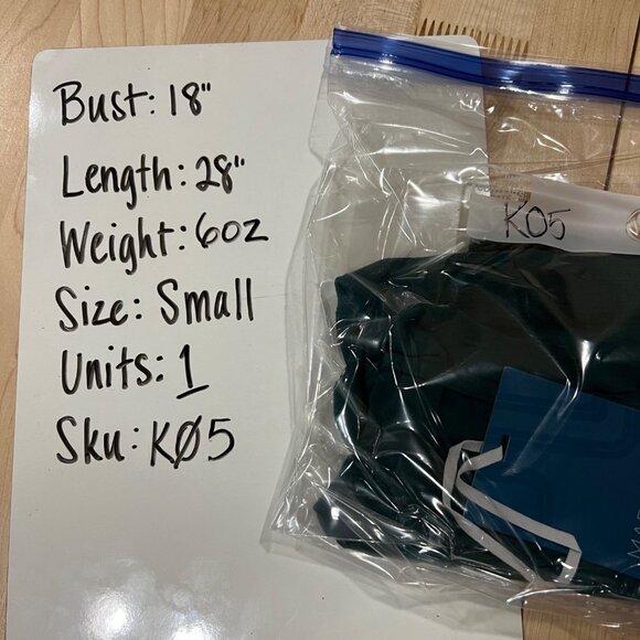 Market & Spruce Swiss Dot Sleeveless Blouse Green Blue Size Small NWT - Picture 10 of 10